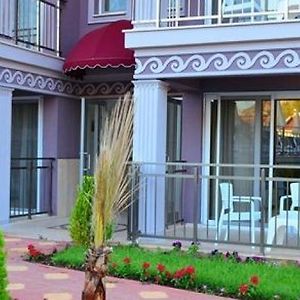 Evra Hotel